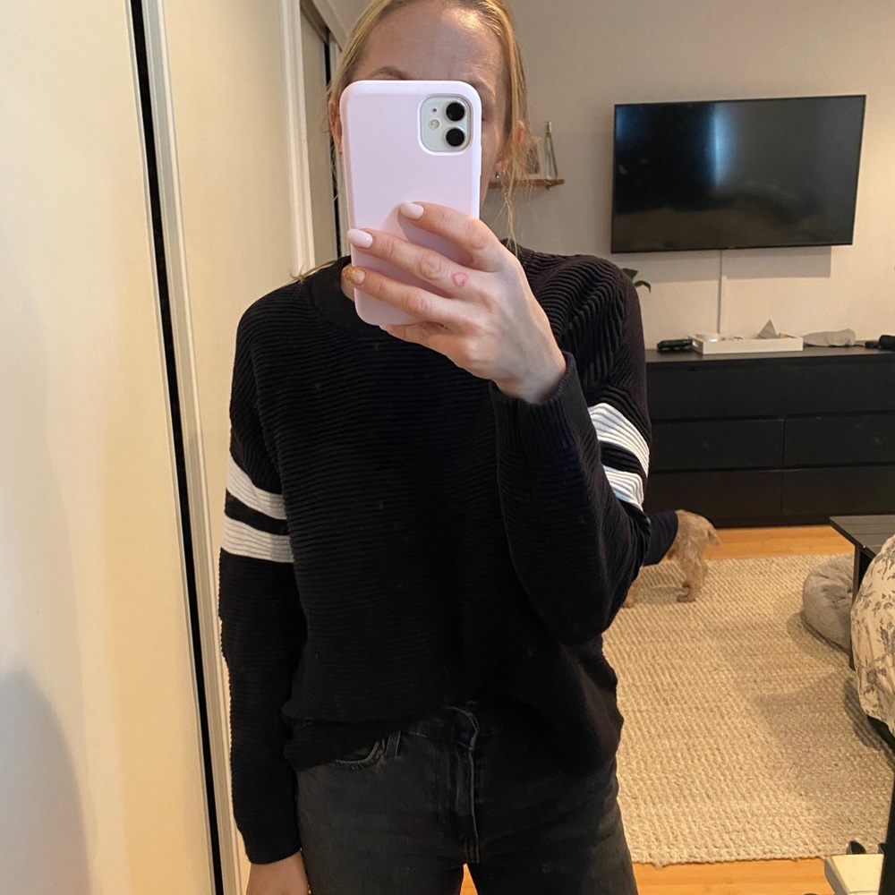 Black & white sweater